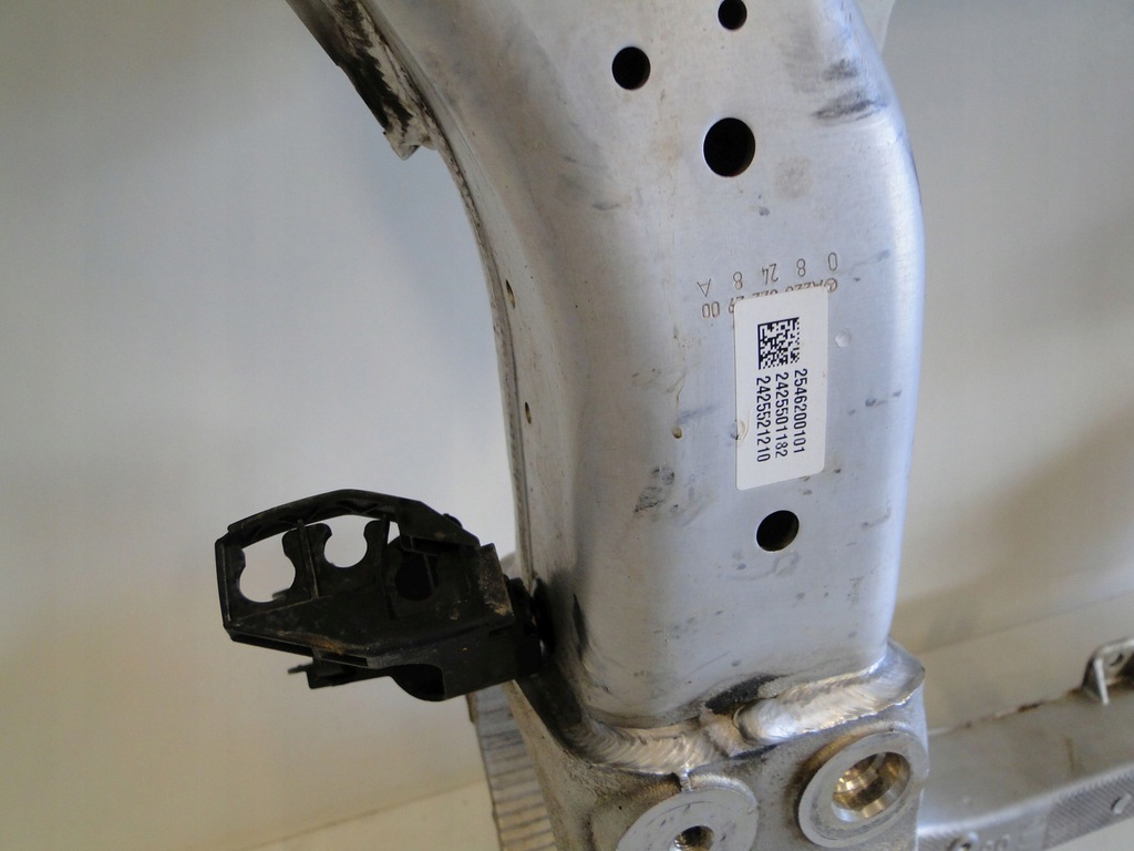 фото №12, Mercedes подрамник передний подрамник подрамник подвеска 4matic 4x4 glc 254 x254 c254