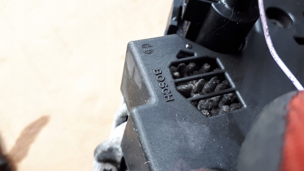 A4 b8 рестайлінг  a5 генератор bosch 2.0 tdi cjc в Україні