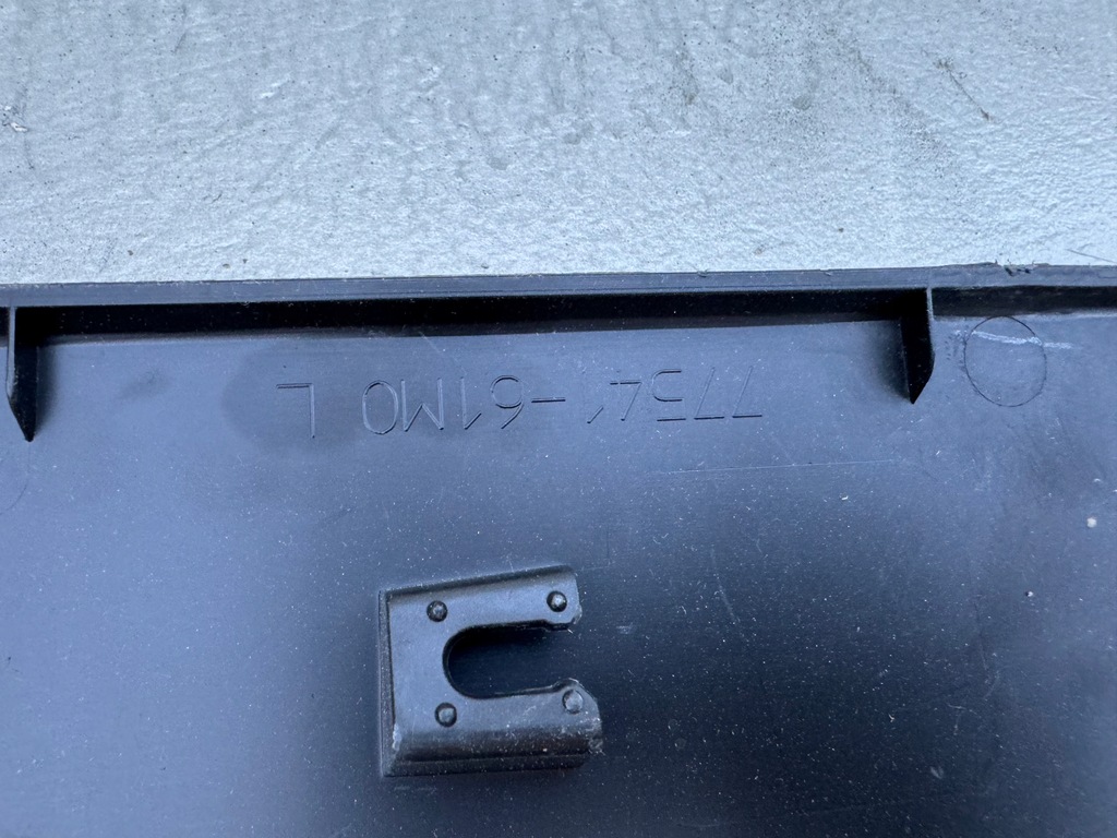 фото №10, Suzuki sx4 s-cross 13r- молдинг двері лівий задня ліва задня 77541-61m0