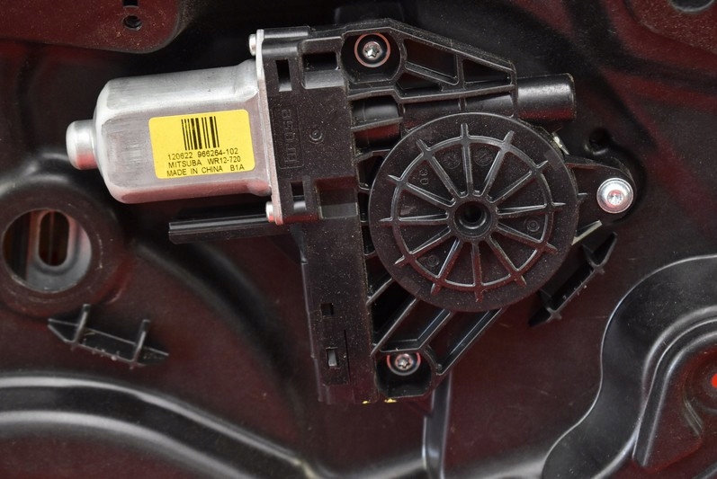 фото №5, Підйомник скло правий задня volvo xc60 1 i 11r