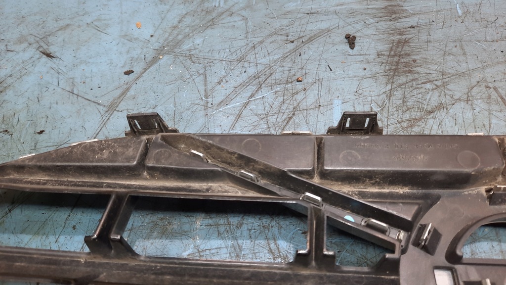 фото №10, Решётка радиатора решётка радиатора бампера 31353120 volvo v40 12-