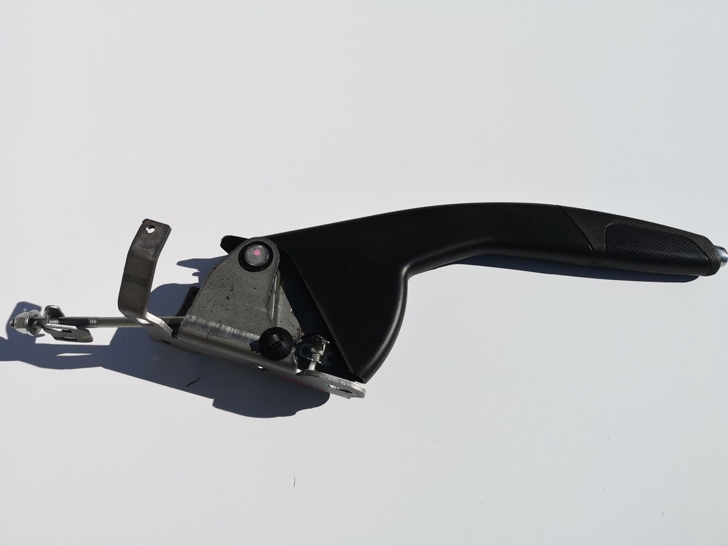 фото №1, Captur домкрат рычаг ручного тормоза