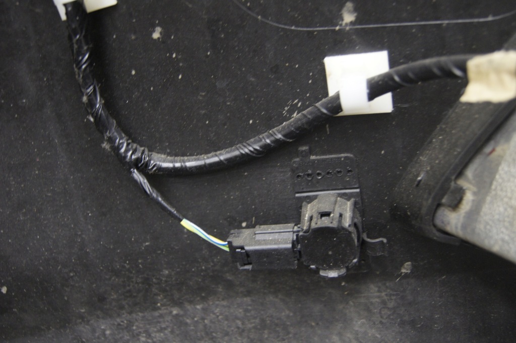 Fiesta mk8 1.0 hybrid бампер задній pdc magnetic Київ