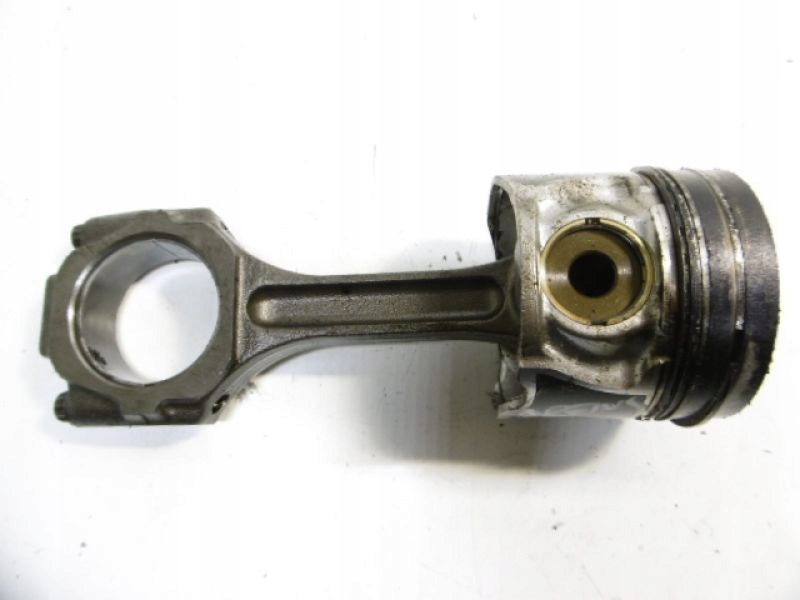 Купити Kia carens ii поршень 2,0crdi + шатун