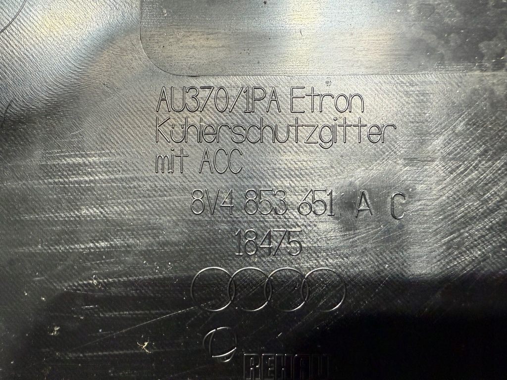 фото №9, Audi a3 8v lift e-tron решётка радиатора решётка радиатора бампера перед новый оригинал !