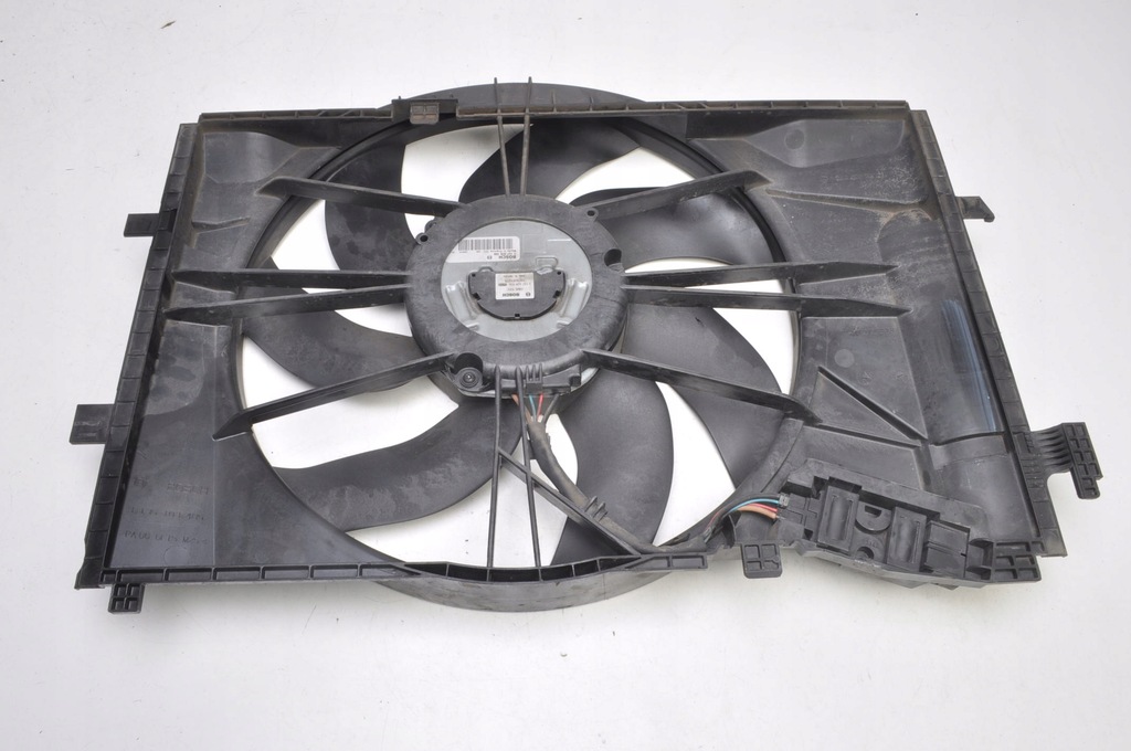 фото №1, Mercedes slk r171 w171 1.8 lift вентилятор радиатора a2035050355