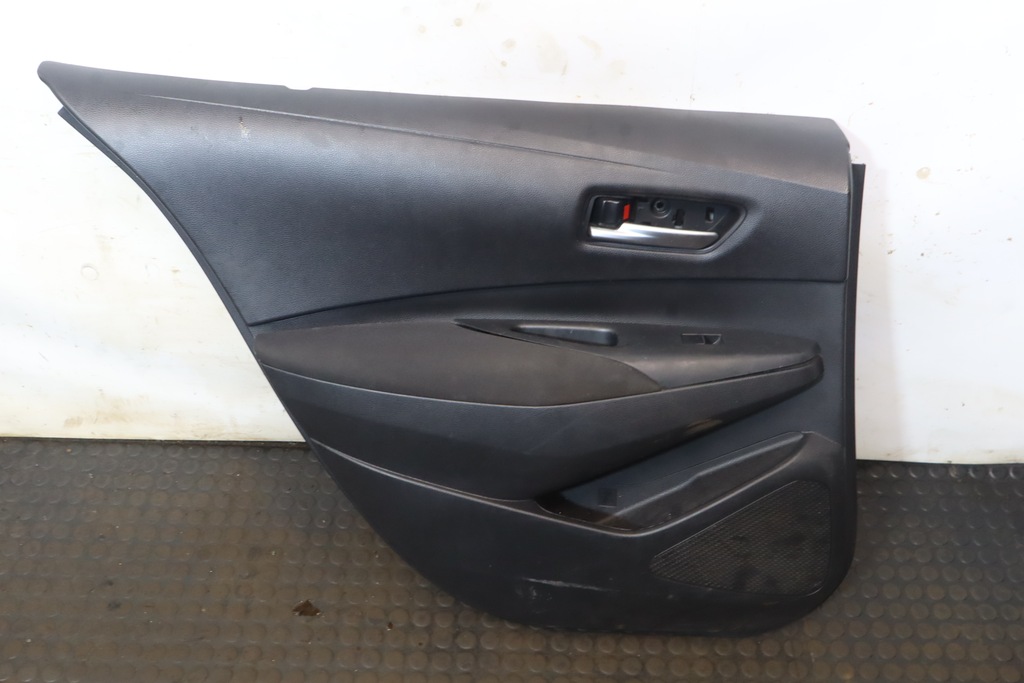 фото №1, Обшивка оббивка двері лівий задня toyota corolla e21