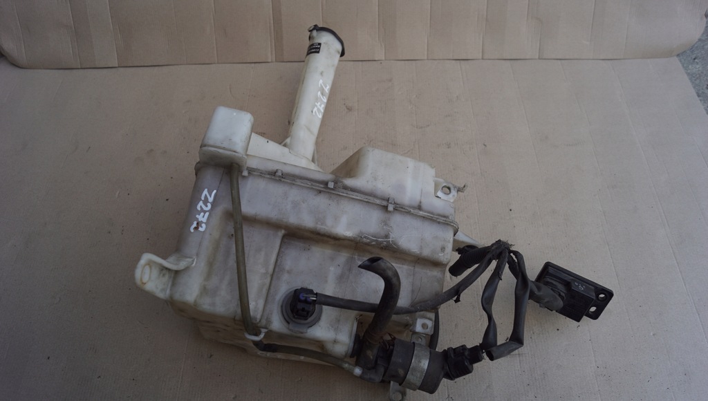 фото №5, Lexus gs300 бачок омивача 060351-918