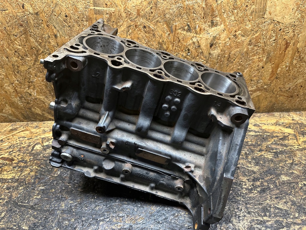 фото №16, Блок двигателя dół wał поршни 1.4 opel chevrolet ampera a14xfl