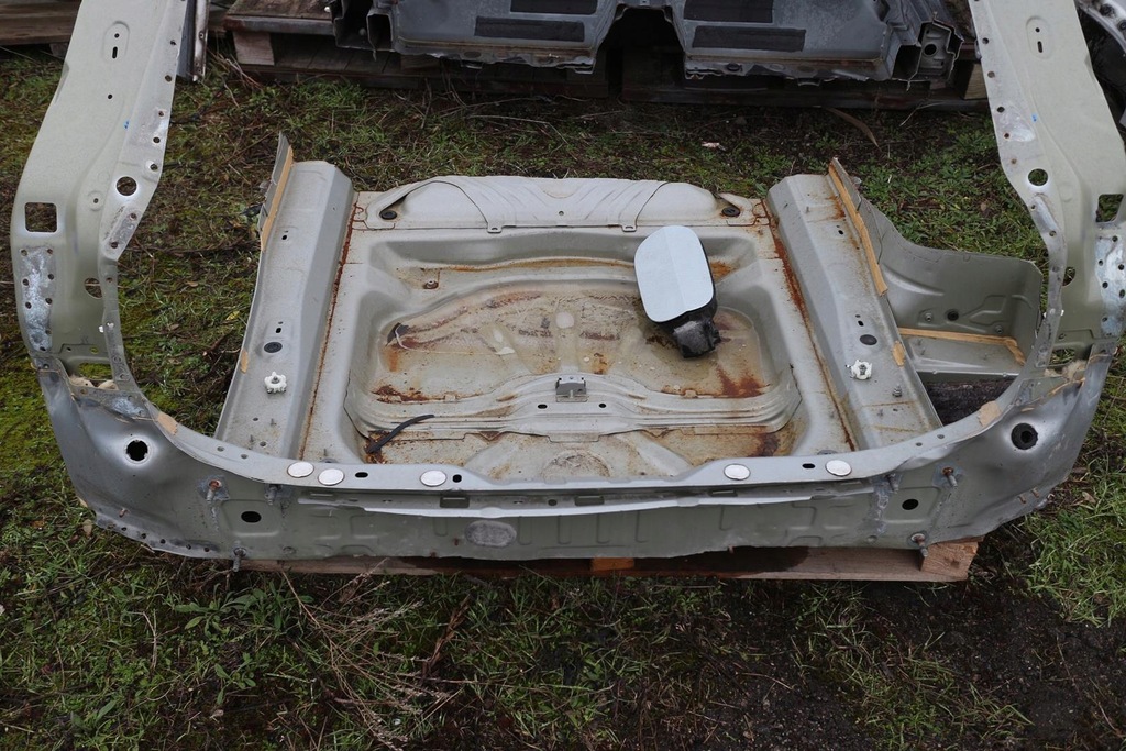 фото №1, Pas задняя поддон volvo v90 kombi 2017-