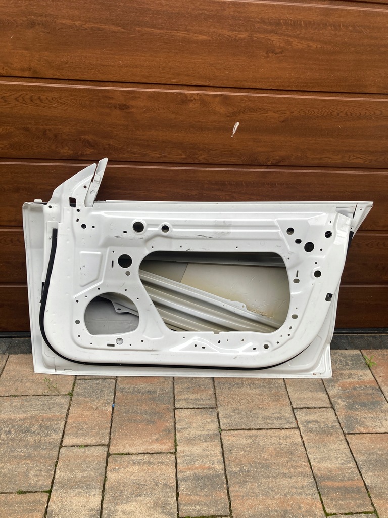 фото №9, Tesla 3 дверь передние правое orygi.