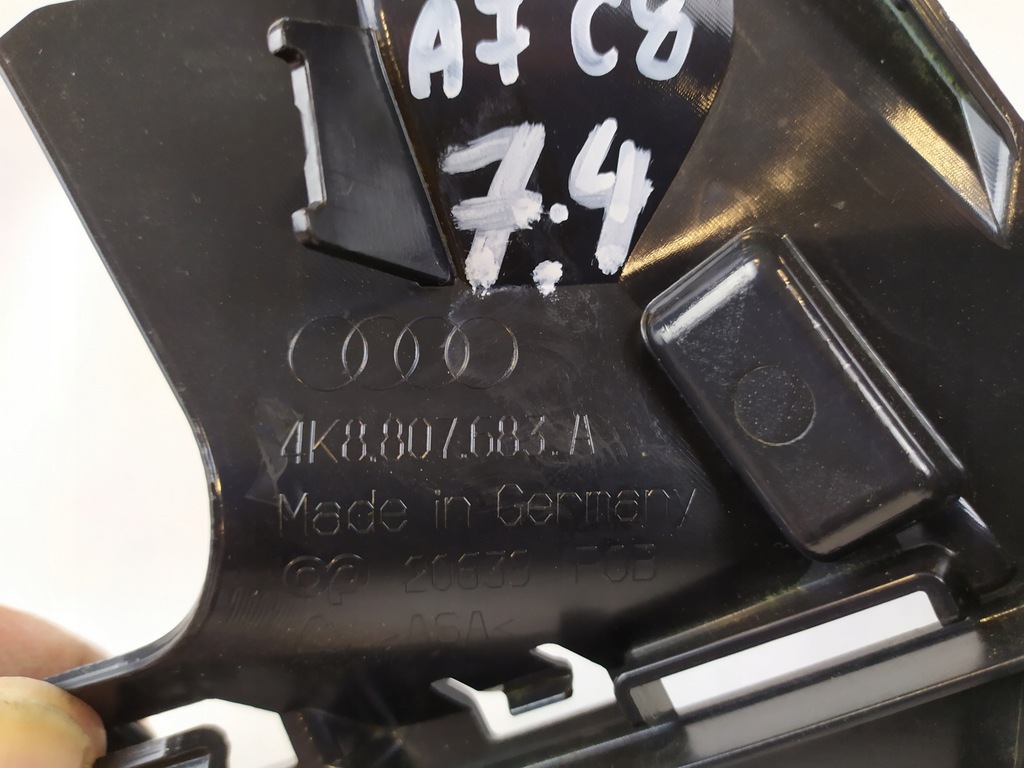 фото №14, Решётка бампера средняя audi a7 c8