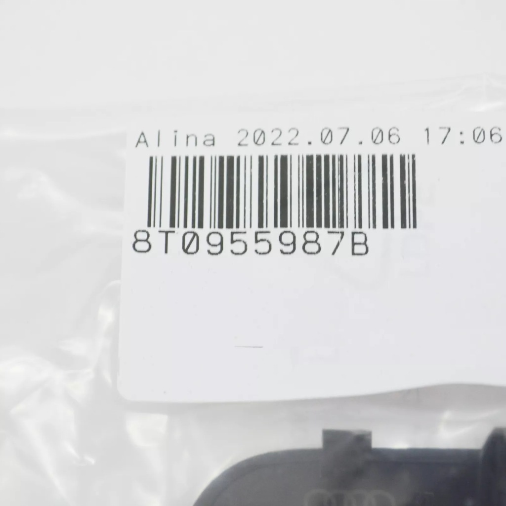 Audi a4 b8 форсунка распылителя стекло передней левая 8t0955987b с Разборки