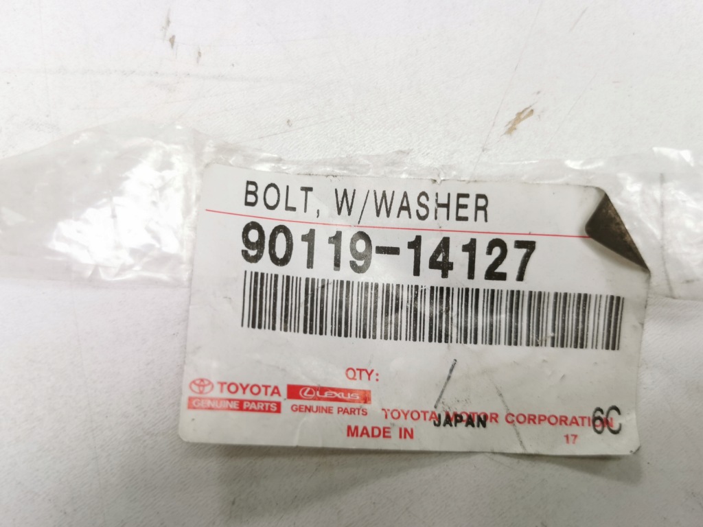 Болт кронштейн диференціал задній toyota hiace estima оригінальний номер 90119-14127 Київ