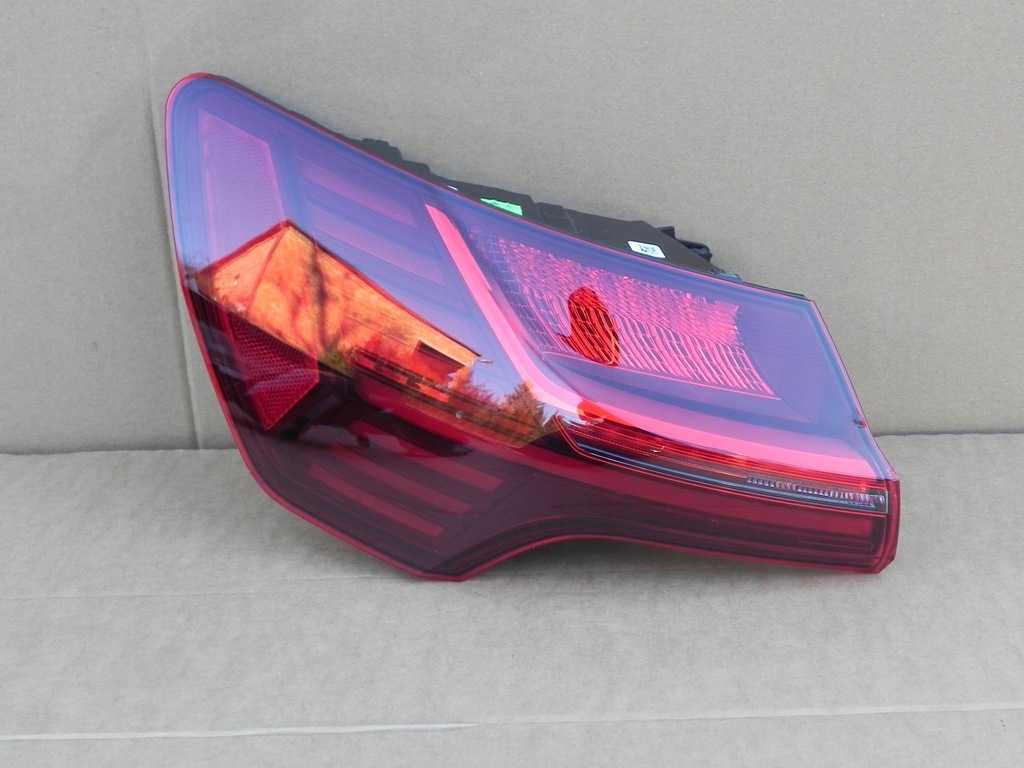 фото №15, Audi e-tron 55 4ke lv5z кришка багажника задня комплектна лампи задня led