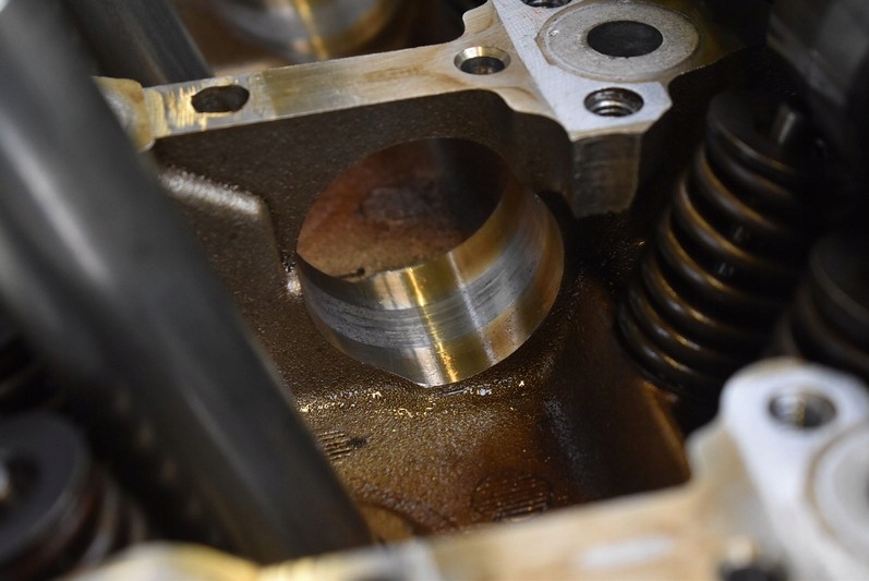 фото №9, Головка двигуна 4663894t chrysler voyager 4 iv 3.3 v6 174 km 01-06