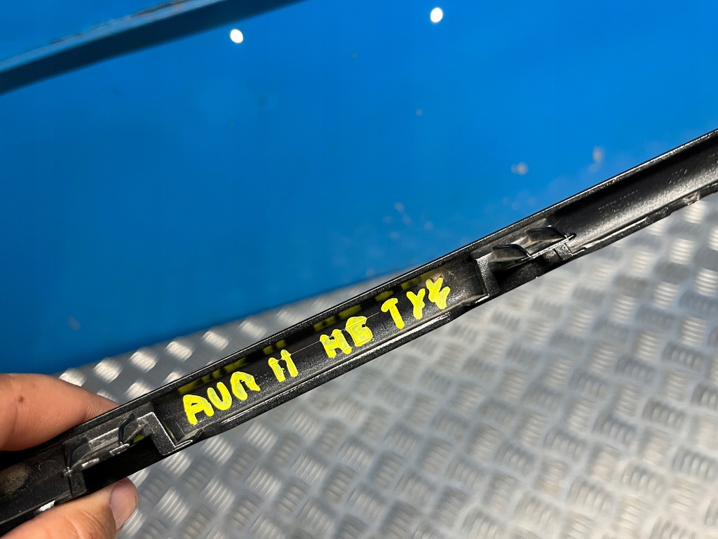 фото №6, Toyota auris ii hb молдинг бампера задняя задняя