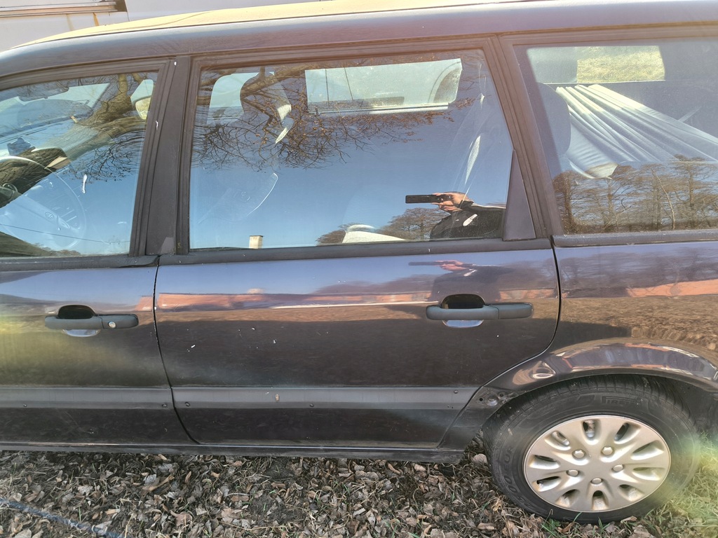 фото №11, Vw passat b4 1.9 td 75km 1995r 220tys km дверь левая перед