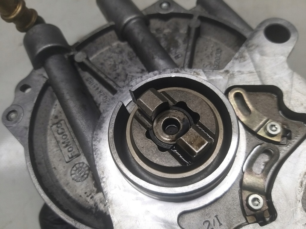 Купить Насос вакуумa вакуум jaguar land 3.0 d 306dt xf x250 xj 9x2q-2a451-bd