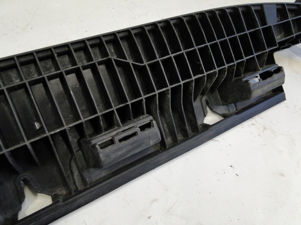 Mercedes молдинг порог правая накладка подножка правый gle w166 166 в Украине