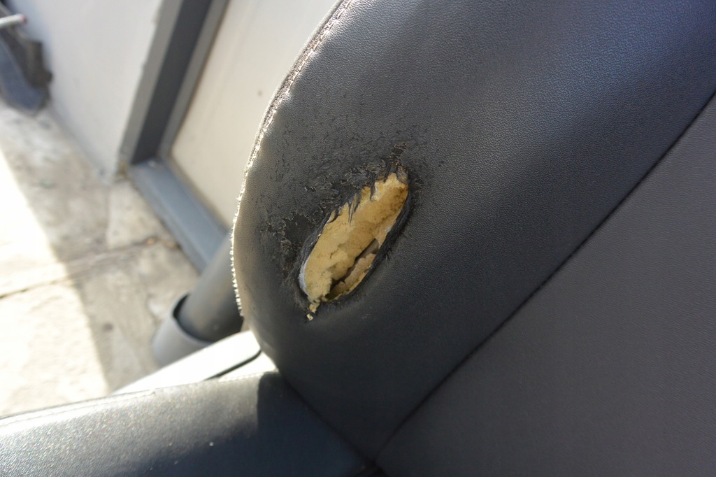 фото №9, Сиденье правый перед полукожа чёрные toyota prius plus + комплект eu