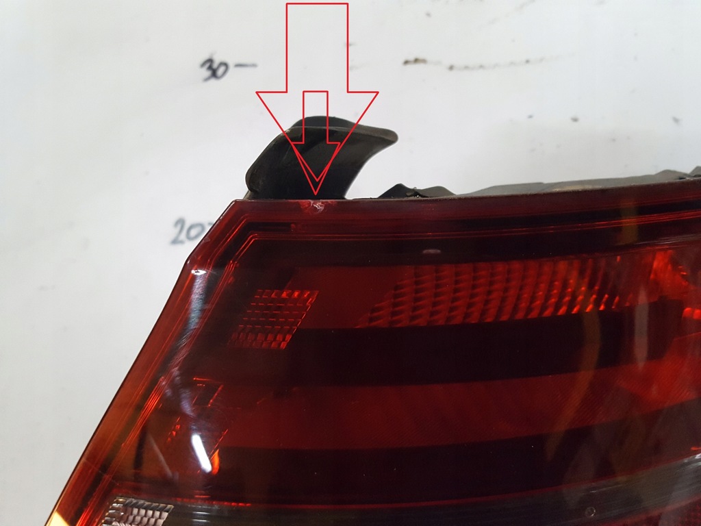 фото №3, Audi a3 8v 13r- лампа права задня sportback