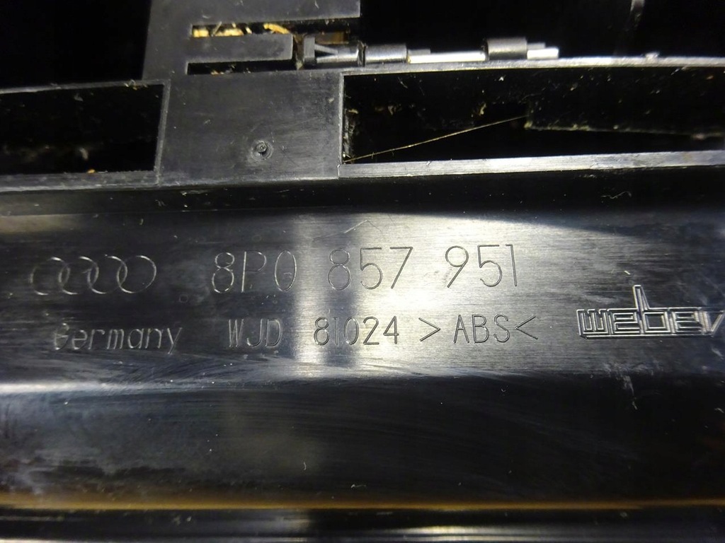 фото №7, Audi a3 8p пепельница бардачок шлифованный алюминий 8p0857951