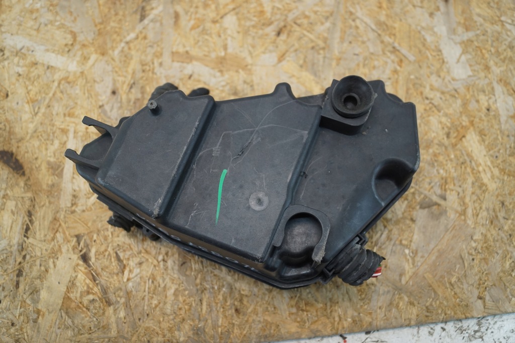 фото №9, Коробка предохранителей vw touareg audi q7 7l0937576a