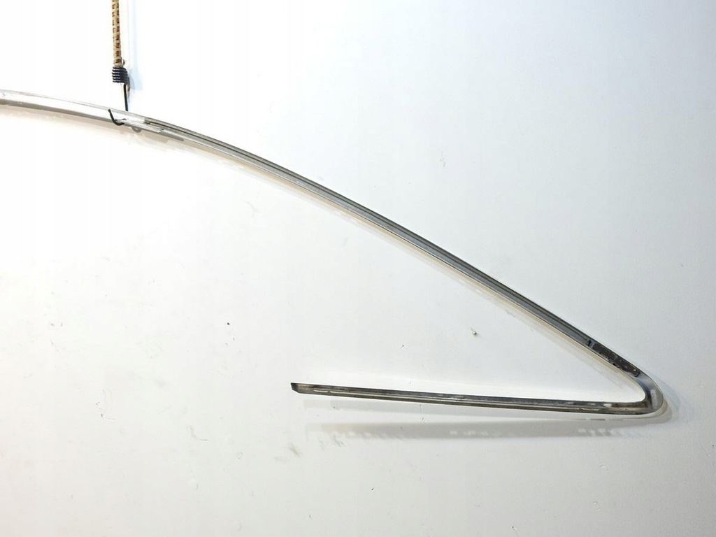 фото №9, Молдинг кузовна права audi a6 c6