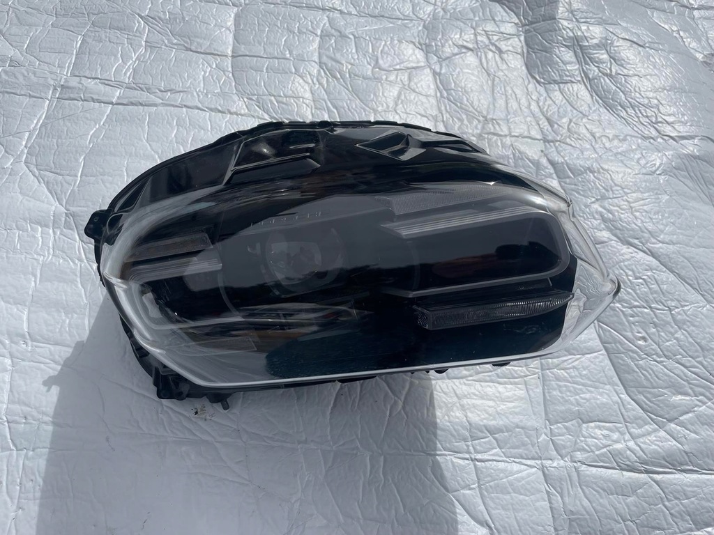 фото №1, Porsche taycan лампа full led matrix права передня правий перед 9j1941032g