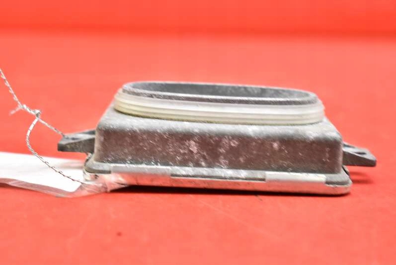 фото №6, Преобразователь ксенон ксенон правая 6948180 bmw e90 e91 04-10