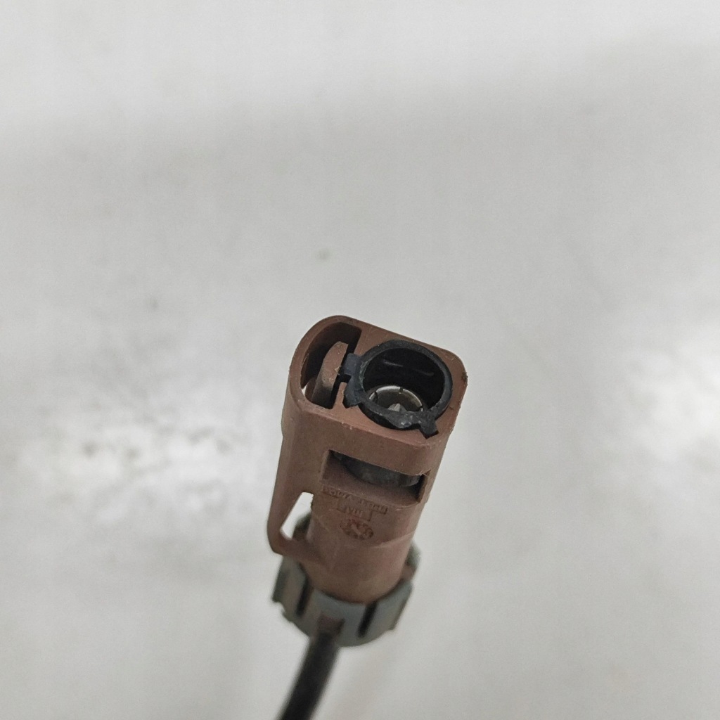 Tesla model s 2018 левая сторона камера на крыле боковой с Разборки