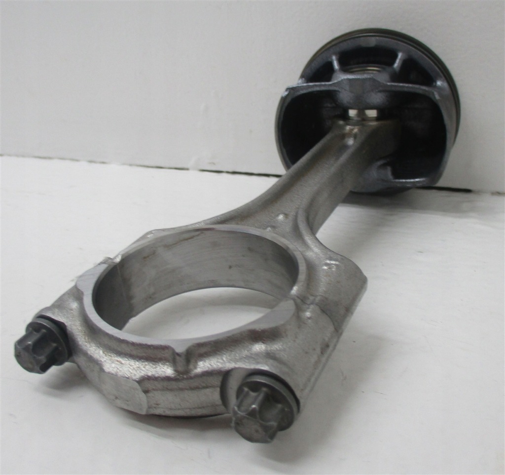 Поршень шатун volvo v40 v60 ii v90 1.5 t2 31460886 в Украине