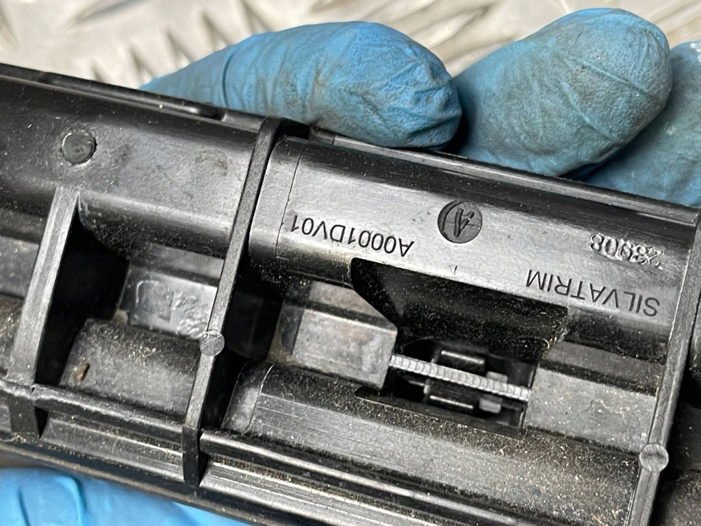 Peugeot 2008 1 2017 рейлінги дахові Оригінал