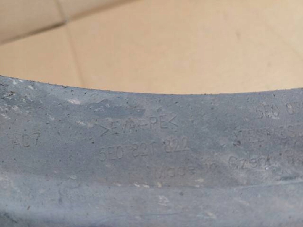 фото №7, Брызговик защита задняя правый 5e0075101 skoda octavia iii