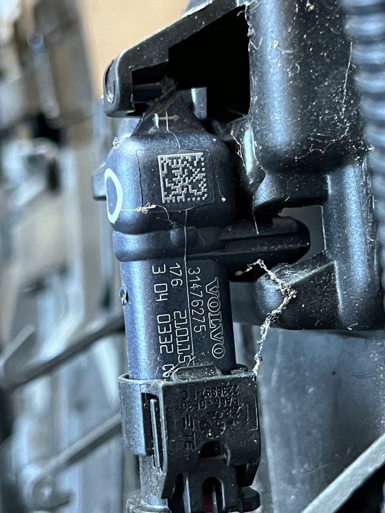 фото №9, Бампер решётка радар датчик электропроводка polestar 2