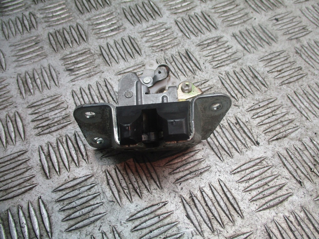 фото №5, Замок крышки багажника mitsubishi lancer vii