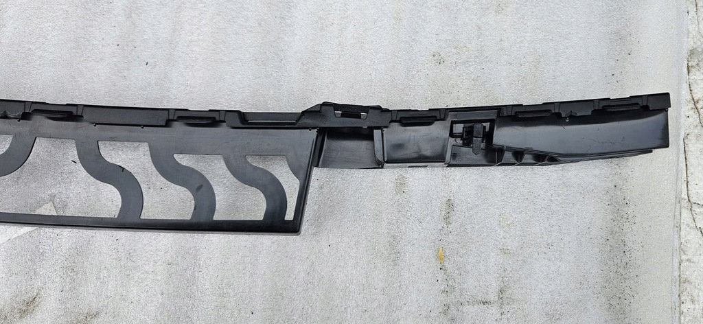 фото №9, Направляющая бампера tył-nowy:mb. c-klasa w-206 kombi a2068857900