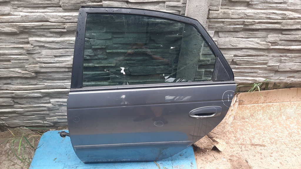 фото №1, Дверь задняя левая toyota avensis 02r hb