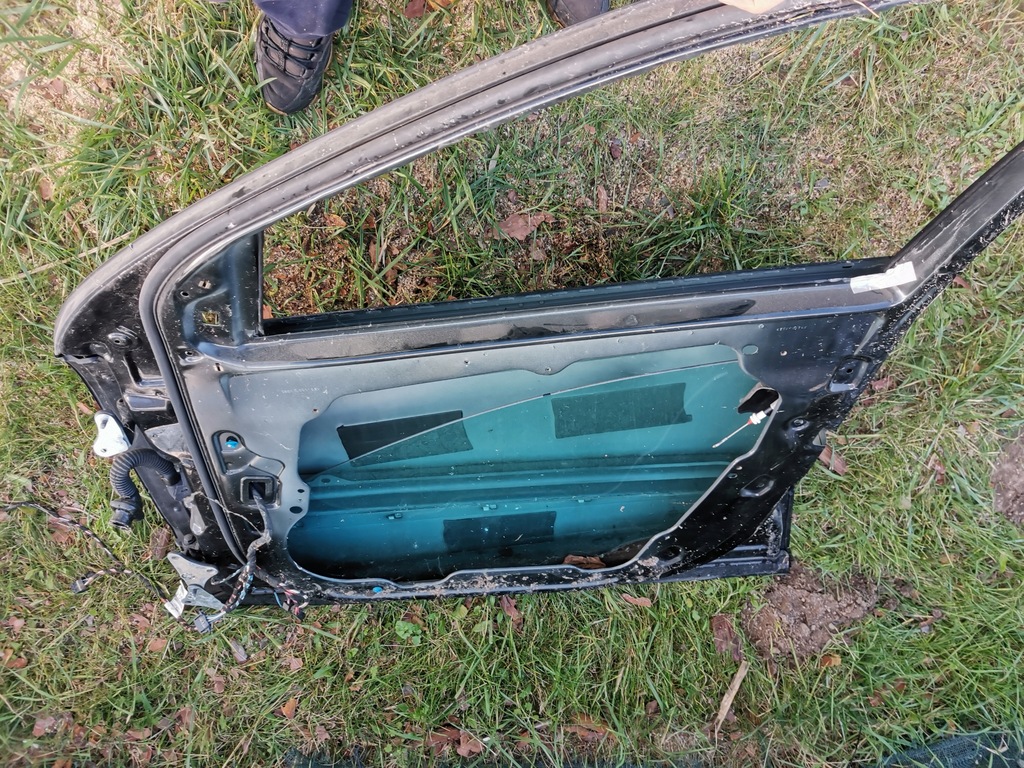 фото №2, Mercedes r w251 c197 дверь правый перед