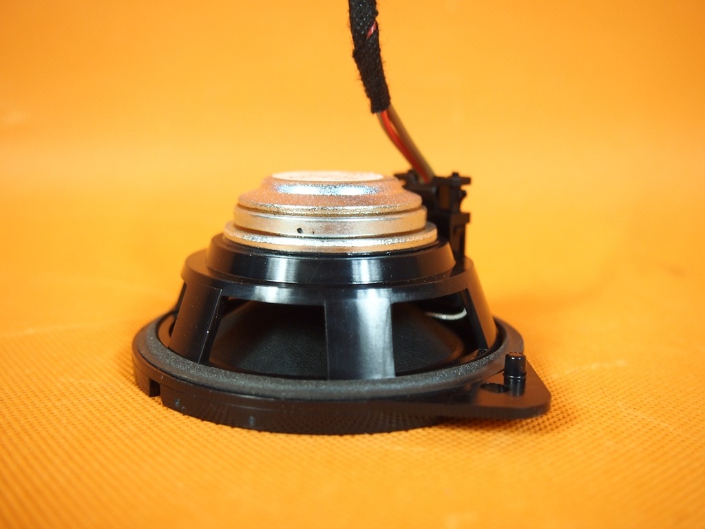 фото №8, Audi a5 8t lift динамик bang olufsen 8t0035416