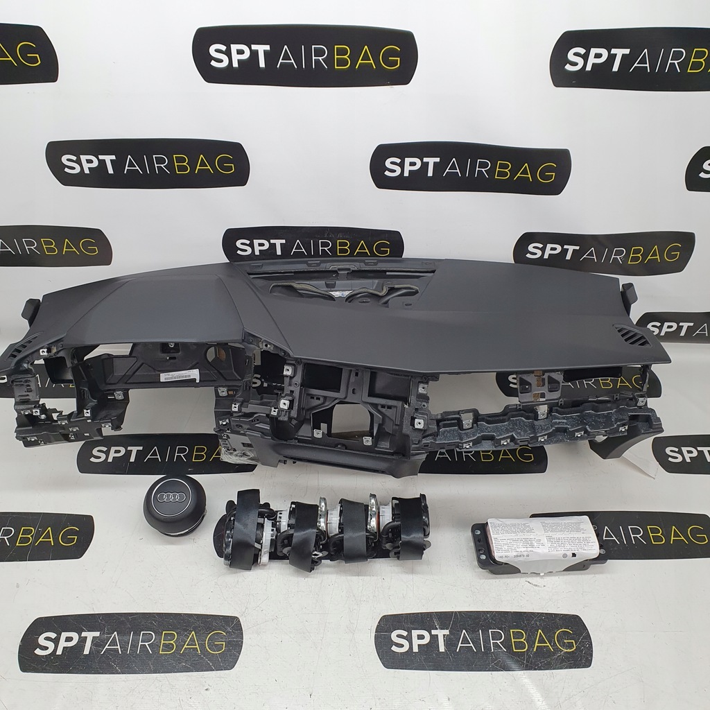 фото №1, A1 82a приборная панель консоль подушки безопасности ремни подушка безопасности pulpit