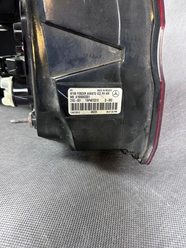 фото №5, Mercedes ml x166 w166 166 лампа задняя задняя задняя led amg правая