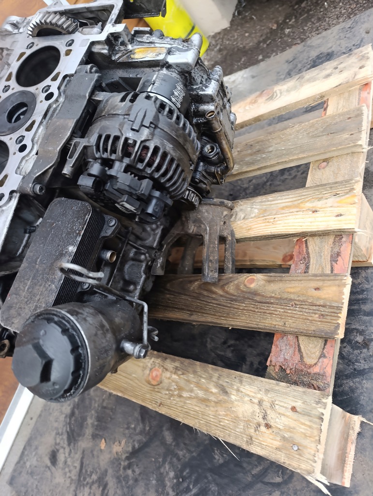 фото №15, Vw t5 2.5 tdi axd kompletny dół двигуна блок wał поршні колеса розподільного валу