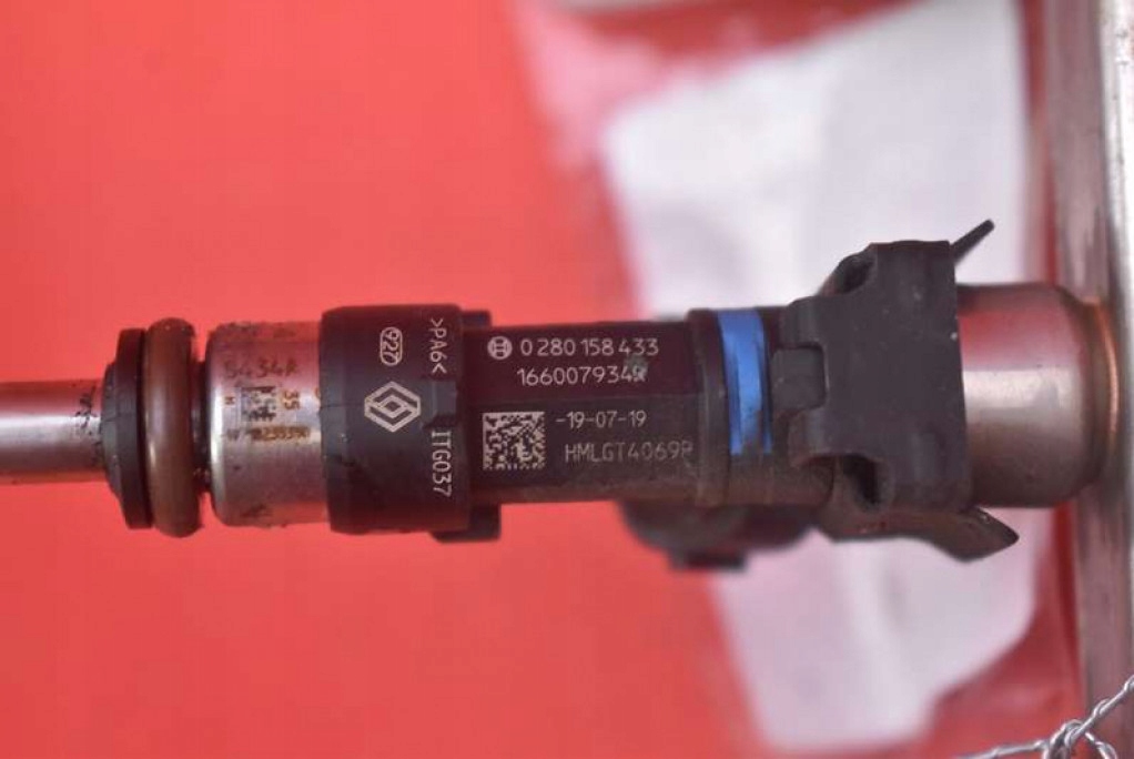 фото №8, Молдинг упорскування форсунки h4b 166007934r dacia logan mcv 2 ii 0.9 tce 90 km