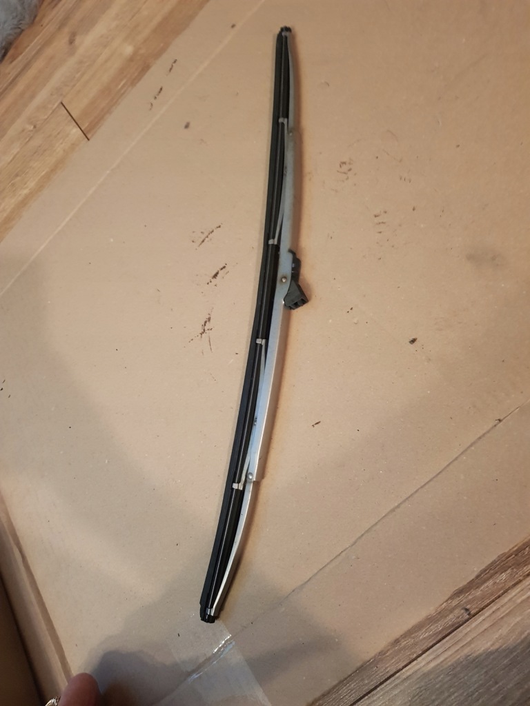 Купить Рычаг дворники mercedes r107