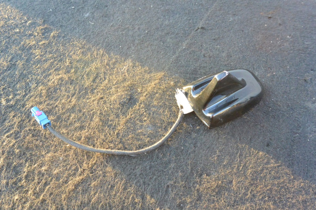 фото №4, Антенна радио плавник maserati quattroporte ghibli