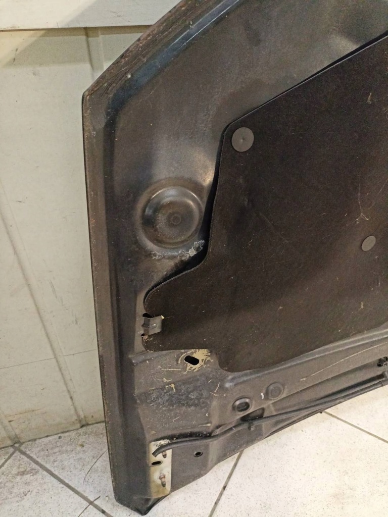 фото №8, Капот двигателя chrysler town and country 5 2009