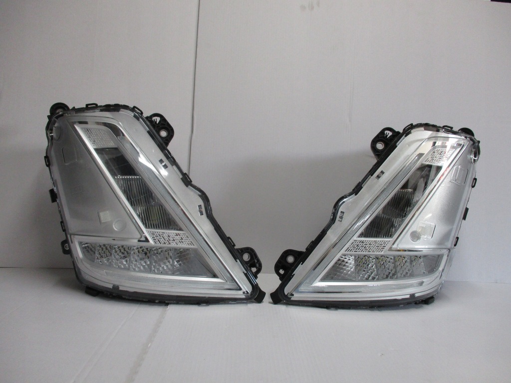 фото №1, Лампы лампа volvo led fh 23752806 23752809