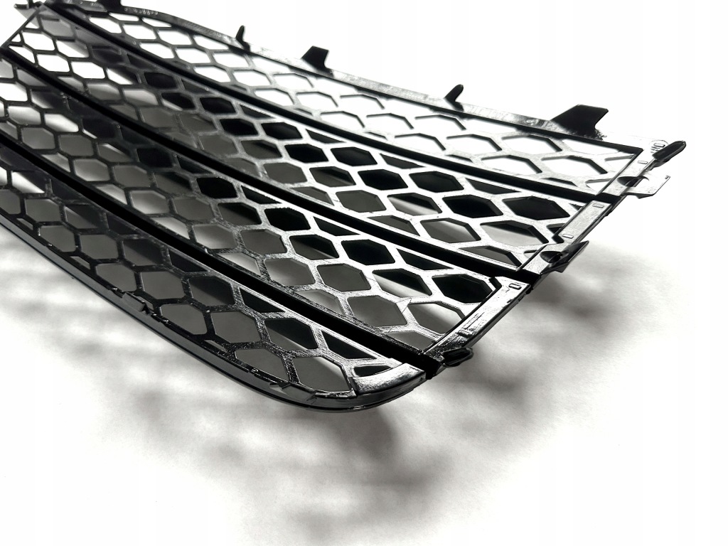 Решітка бампера ліва audi tt ttrs 8j0, ttr - стан bdb aso Ціна